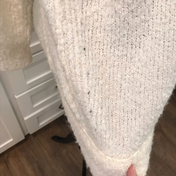 Free People Ivory Sweater Womens XS Lofty Boucie Slouchy V Neck Alpaca Pullover - Picture 4 of 10